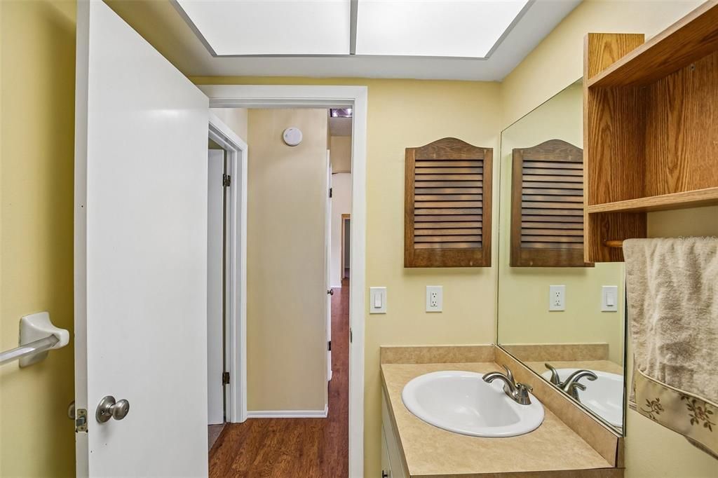 For Sale: $299,000 (3 beds, 2 baths, 1594 Square Feet)