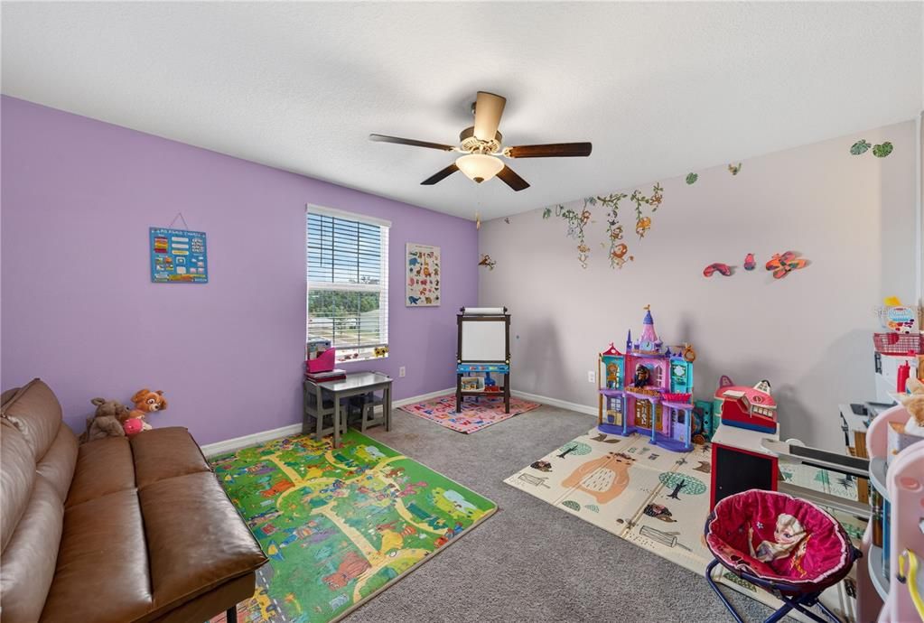For Rent: $2,500 (4 beds, 2 baths, 2635 Square Feet)