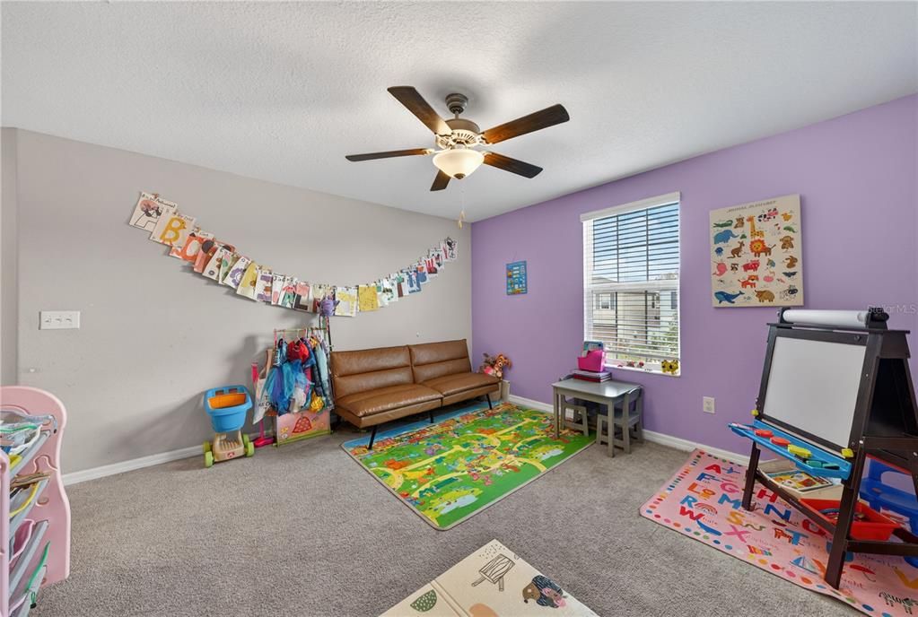 For Rent: $2,500 (4 beds, 2 baths, 2635 Square Feet)