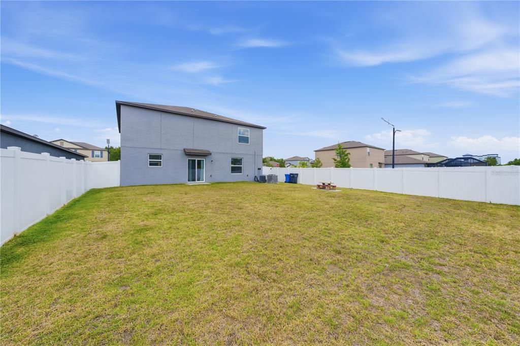 For Rent: $2,500 (4 beds, 2 baths, 2635 Square Feet)