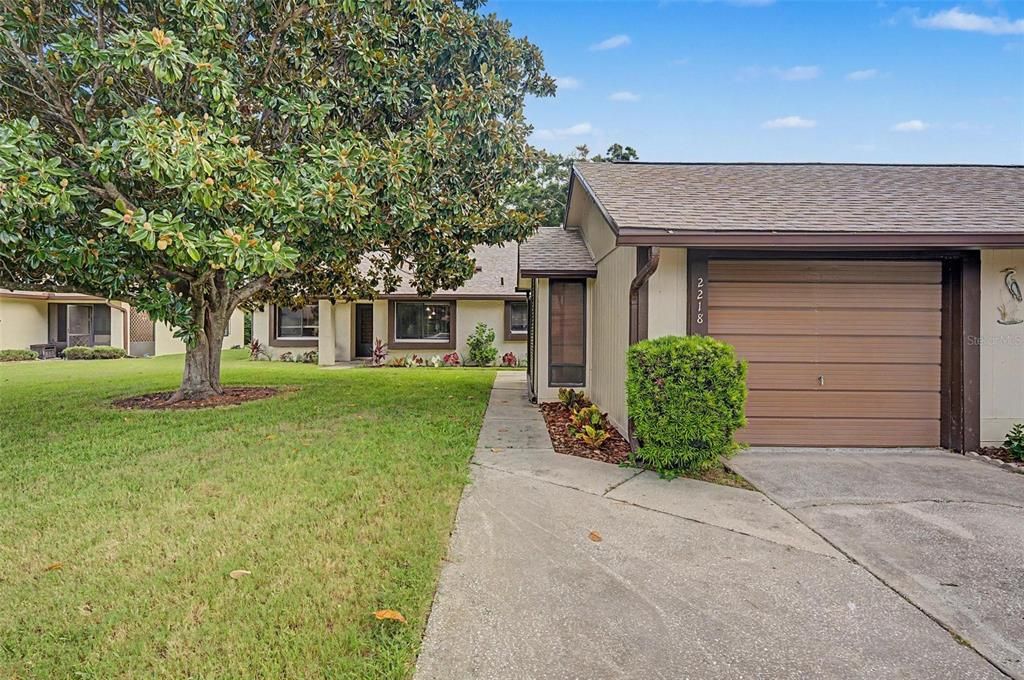 Active With Contract: $359,000 (2 beds, 2 baths, 1309 Square Feet)