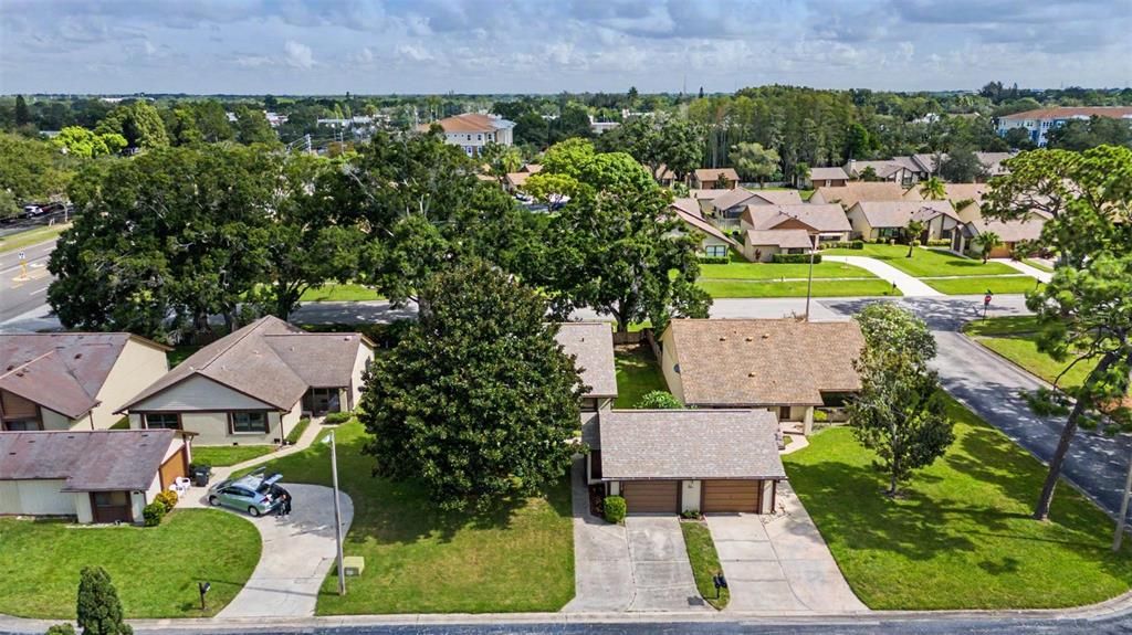 Active With Contract: $359,000 (2 beds, 2 baths, 1309 Square Feet)