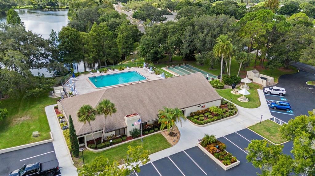 Active With Contract: $359,000 (2 beds, 2 baths, 1309 Square Feet)