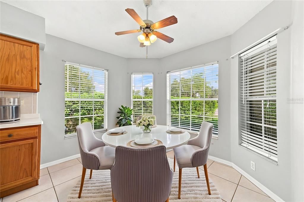 For Sale: $285,000 (3 beds, 2 baths, 1603 Square Feet)