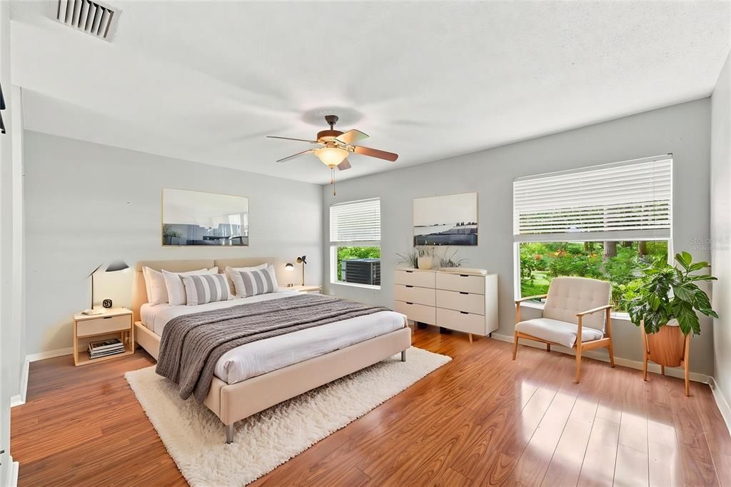 For Sale: $285,000 (3 beds, 2 baths, 1603 Square Feet)
