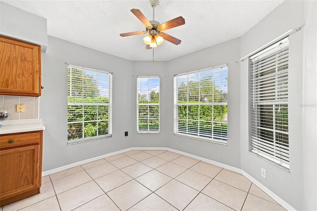 For Sale: $285,000 (3 beds, 2 baths, 1603 Square Feet)
