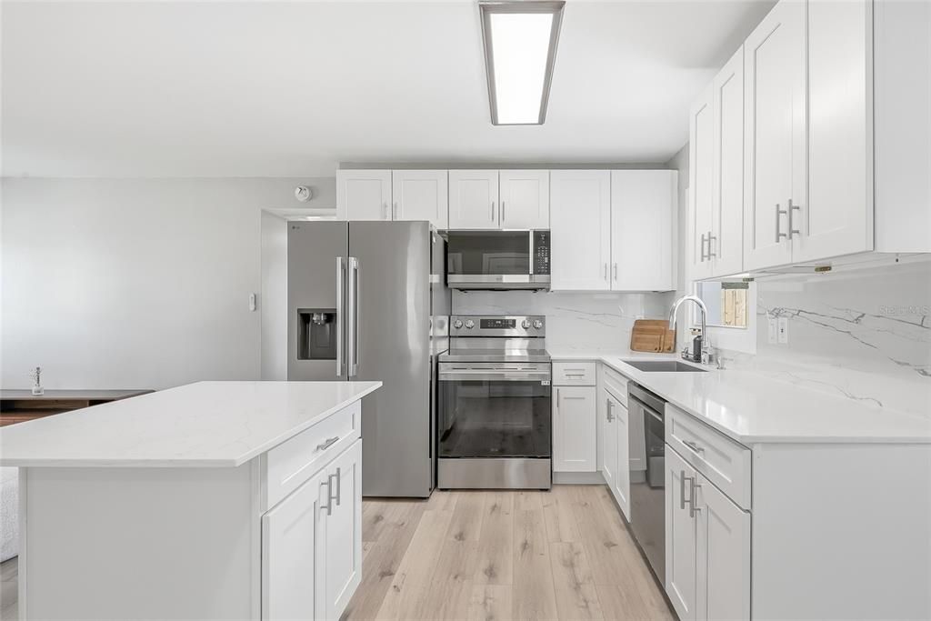 En Venta: $389,900 (3 camas, 2 baños, 1224 Pies cuadrados)