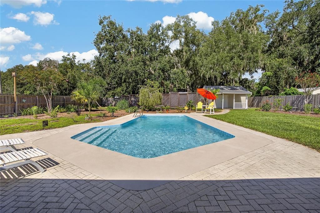 For Sale: $375,000 (3 beds, 2 baths, 1428 Square Feet)