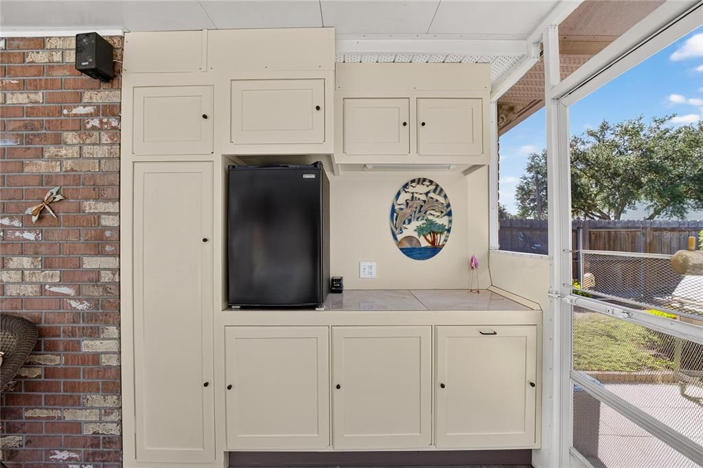 For Sale: $375,000 (3 beds, 2 baths, 1428 Square Feet)