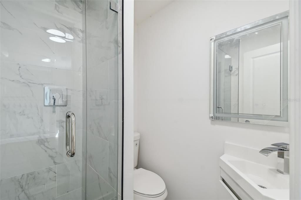 For Sale: $650,000 (6 beds, 0 baths, 2127 Square Feet)