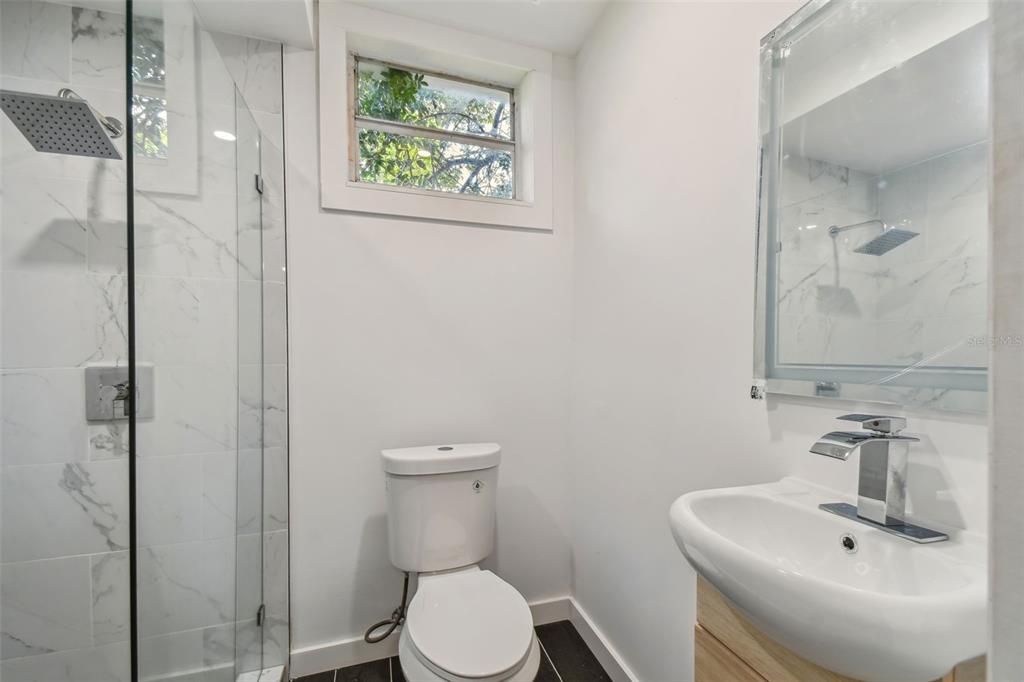 For Sale: $650,000 (6 beds, 0 baths, 2127 Square Feet)