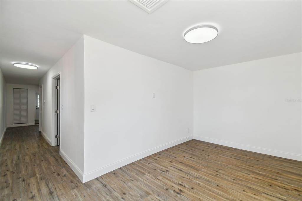 For Sale: $650,000 (6 beds, 0 baths, 2127 Square Feet)