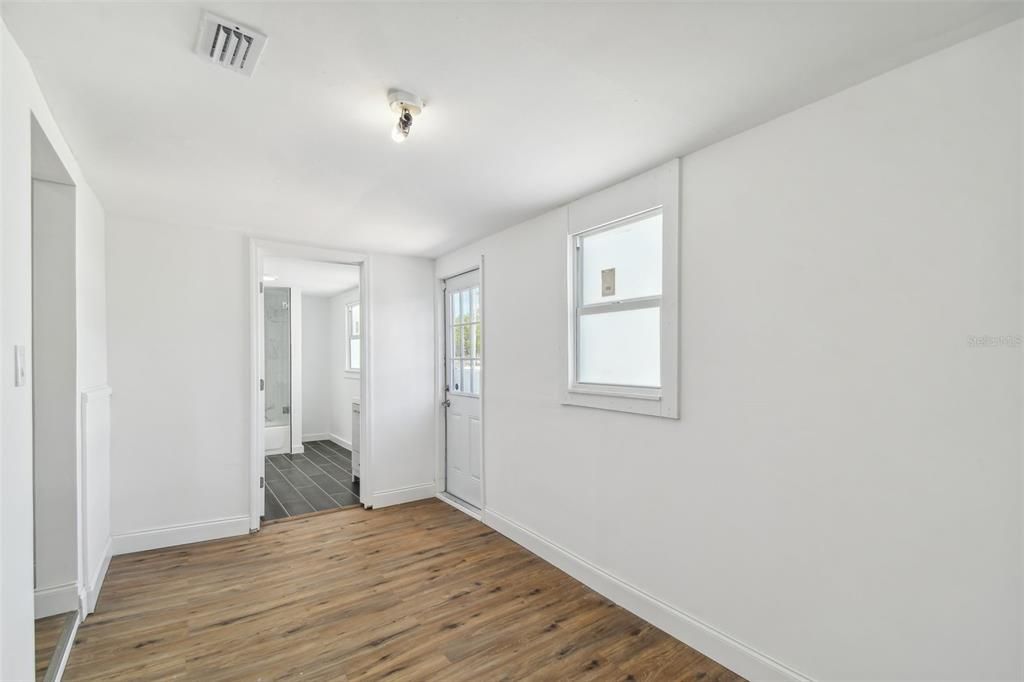 For Sale: $650,000 (6 beds, 0 baths, 2127 Square Feet)