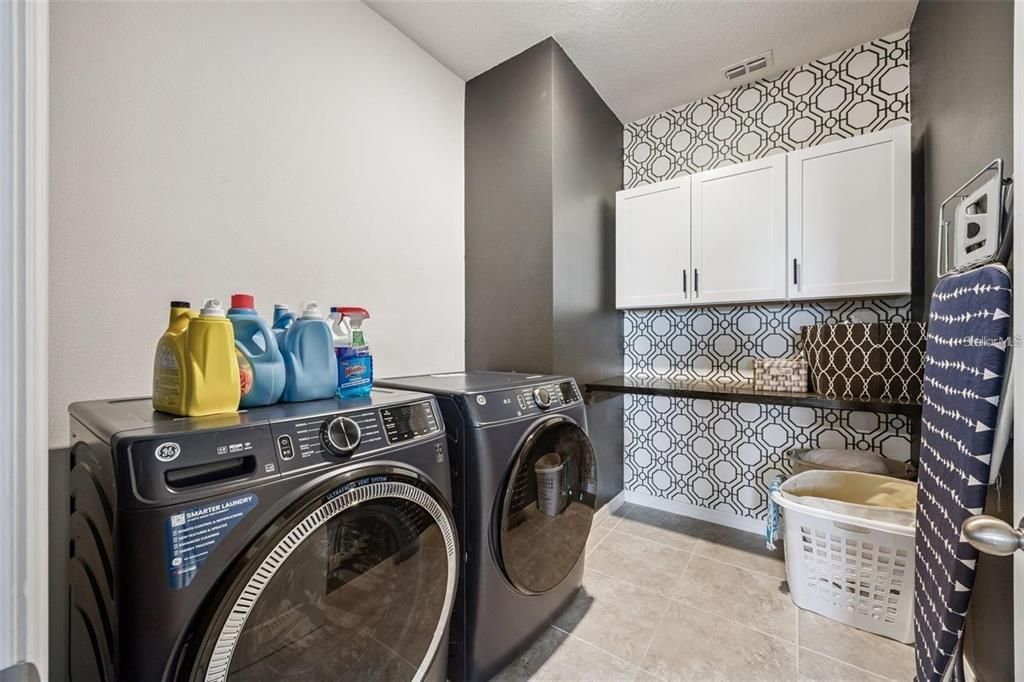 For Sale: $485,000 (4 beds, 3 baths, 2963 Square Feet)