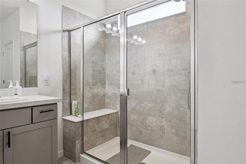 For Sale: $485,000 (4 beds, 3 baths, 2963 Square Feet)