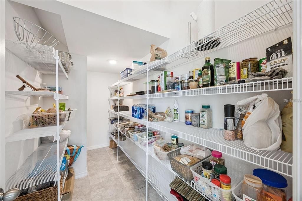 For Sale: $485,000 (4 beds, 3 baths, 2963 Square Feet)