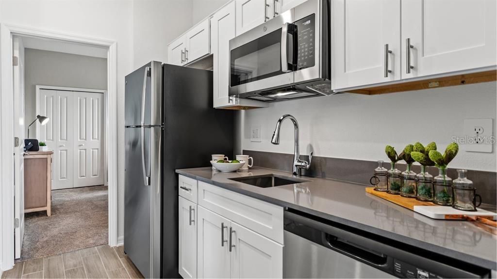 For Rent: $1,500 (1 beds, 1 baths, 400 Square Feet)