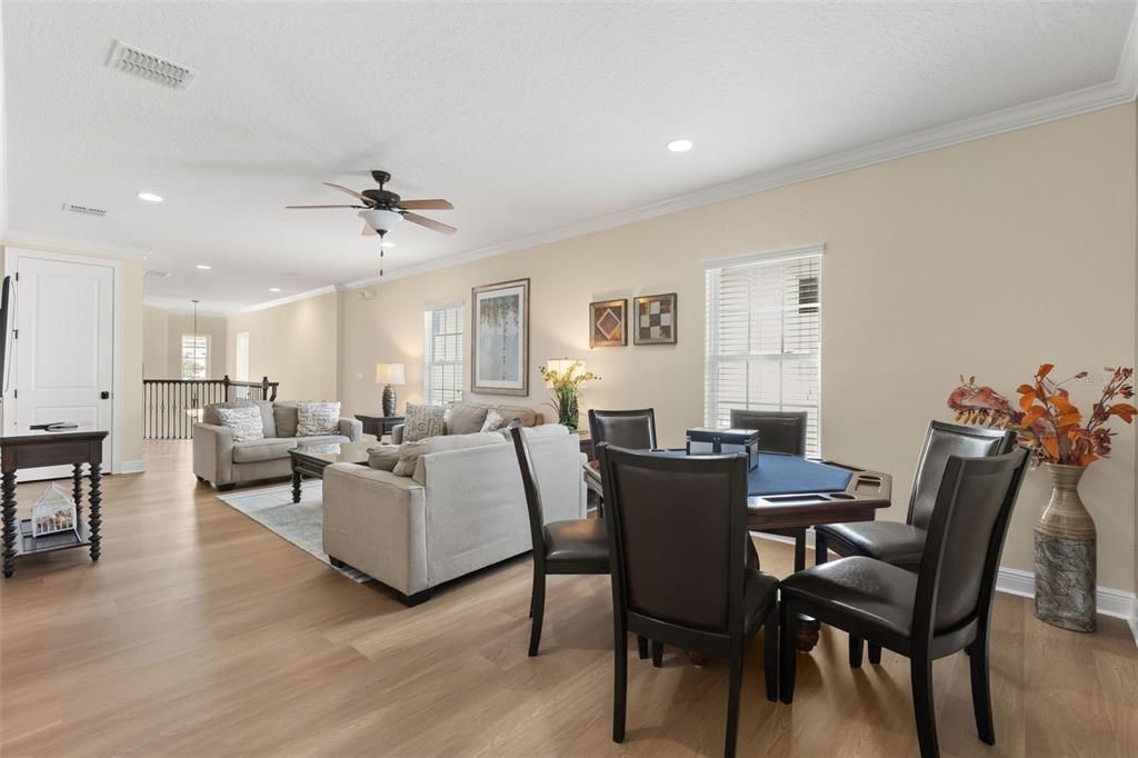 For Sale: $925,000 (5 beds, 5 baths, 3326 Square Feet)