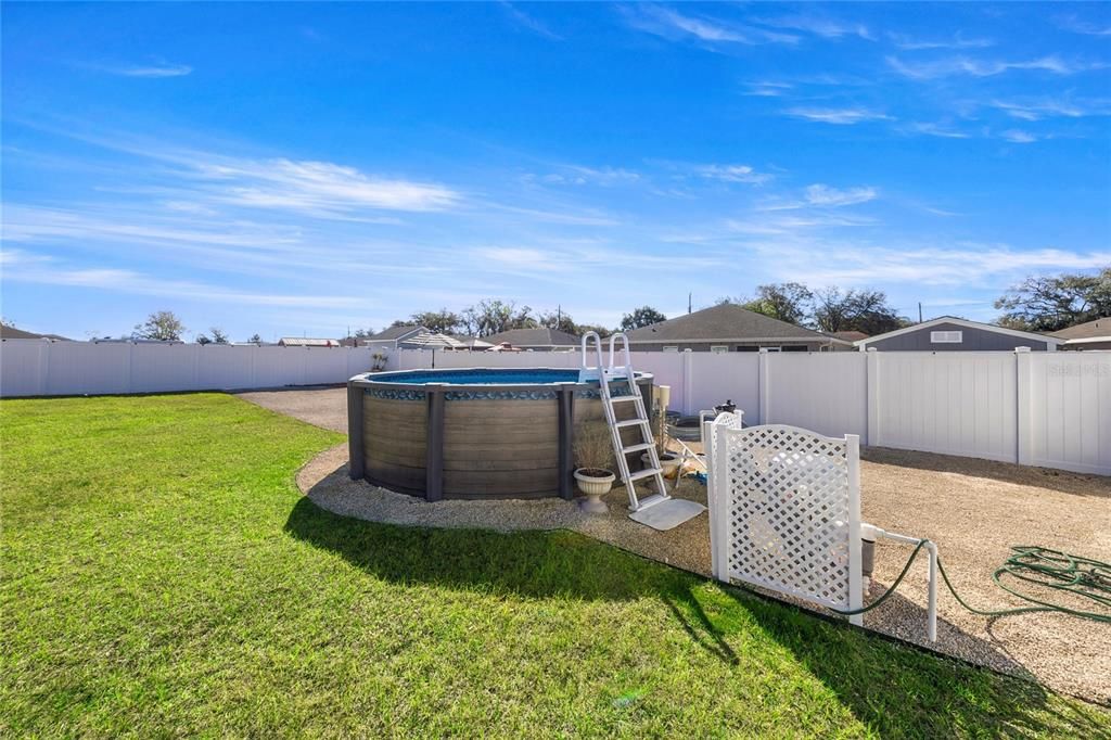 For Sale: $279,900 (3 beds, 2 baths, 1667 Square Feet)