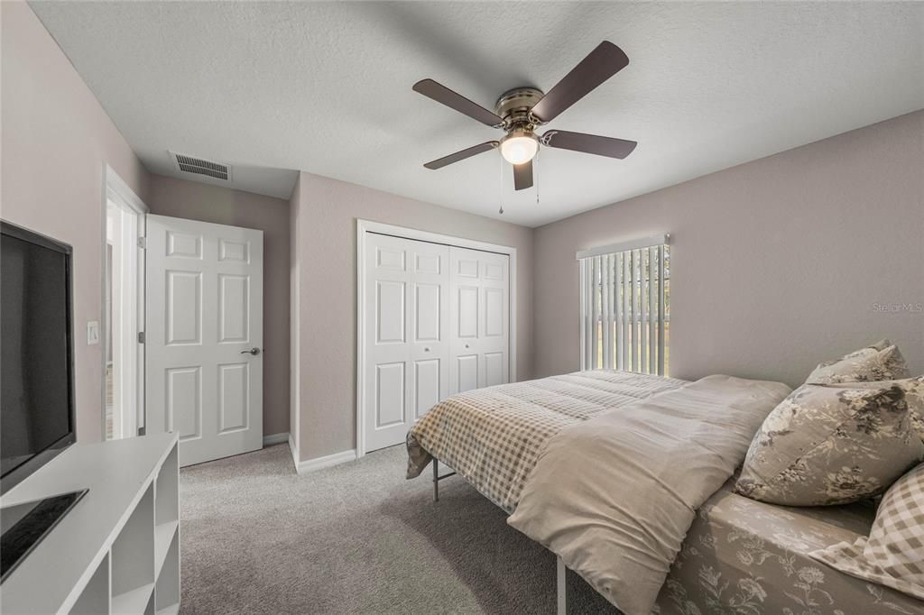 For Sale: $279,900 (3 beds, 2 baths, 1667 Square Feet)