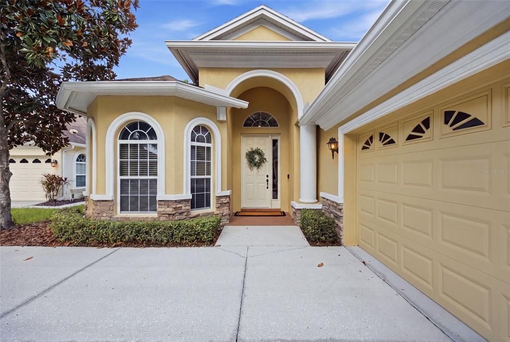 For Sale: $430,000 (3 beds, 2 baths, 1888 Square Feet)