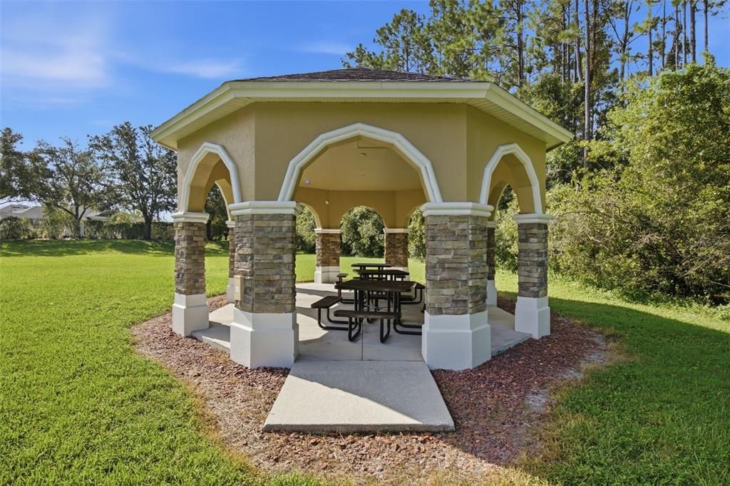 For Sale: $430,000 (3 beds, 2 baths, 1888 Square Feet)