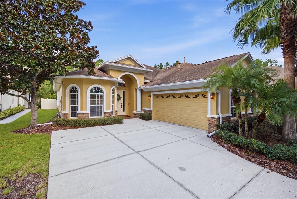 For Sale: $430,000 (3 beds, 2 baths, 1888 Square Feet)