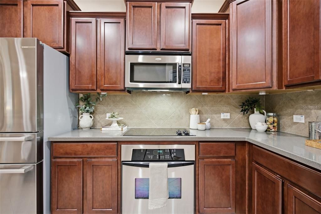 For Sale: $430,000 (3 beds, 2 baths, 1888 Square Feet)