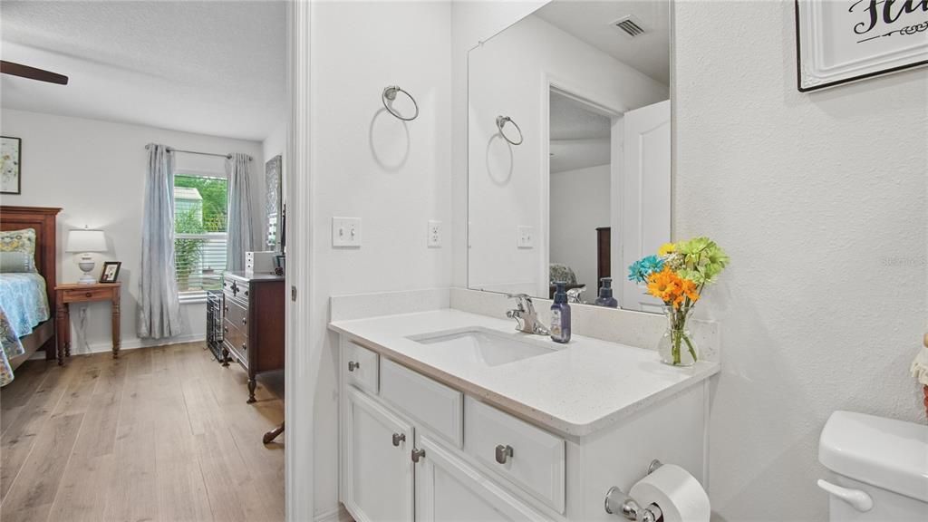 For Sale: $359,900 (3 beds, 2 baths, 1463 Square Feet)