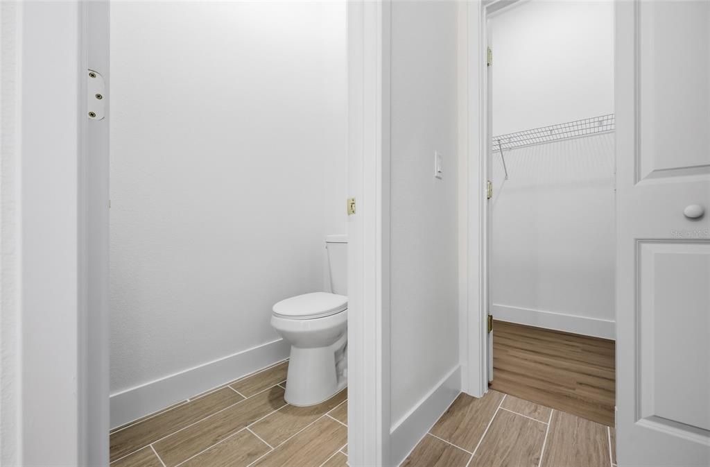 For Sale: $324,900 (4 beds, 3 baths, 1802 Square Feet)
