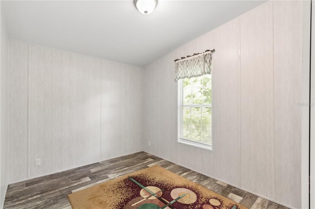 For Sale: $295,000 (3 beds, 2 baths, 1269 Square Feet)
