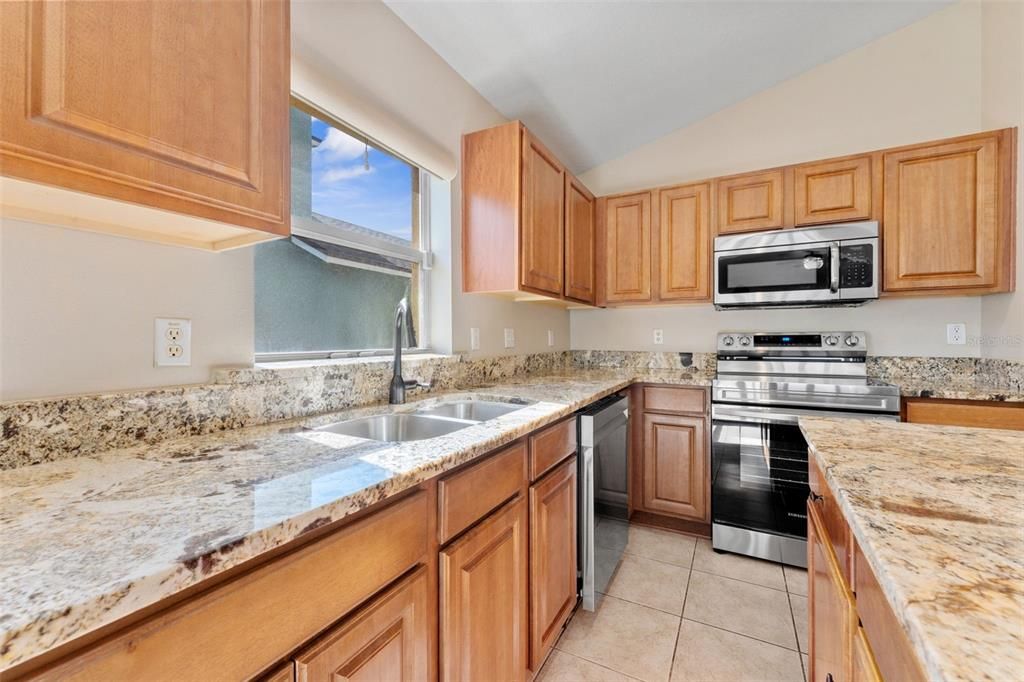 For Sale: $390,000 (4 beds, 2 baths, 1956 Square Feet)