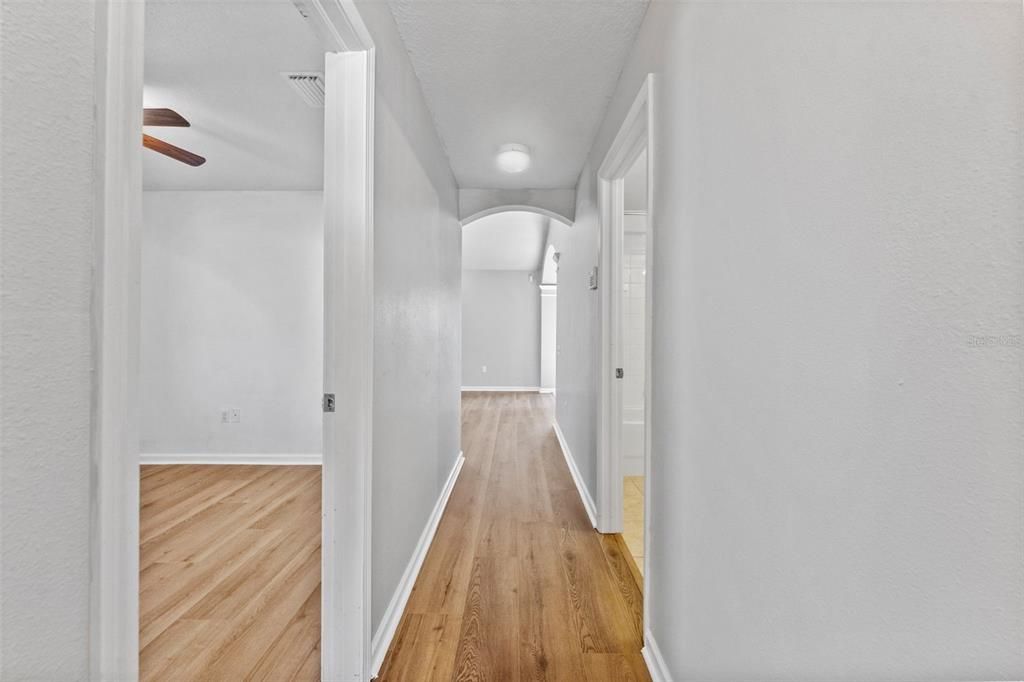 For Sale: $390,000 (4 beds, 2 baths, 1956 Square Feet)