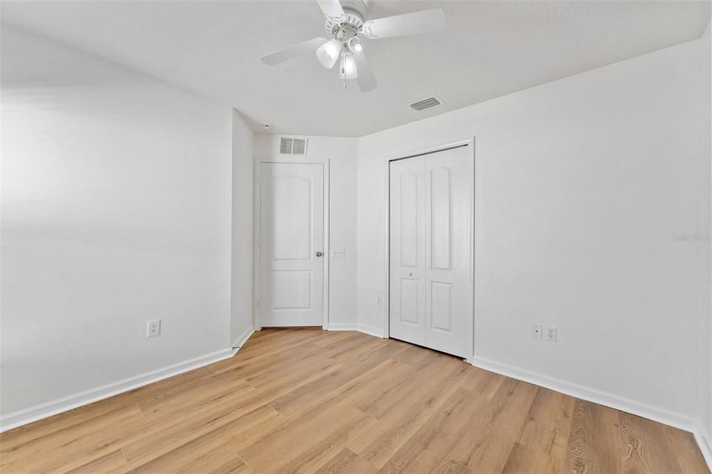 For Sale: $390,000 (4 beds, 2 baths, 1956 Square Feet)