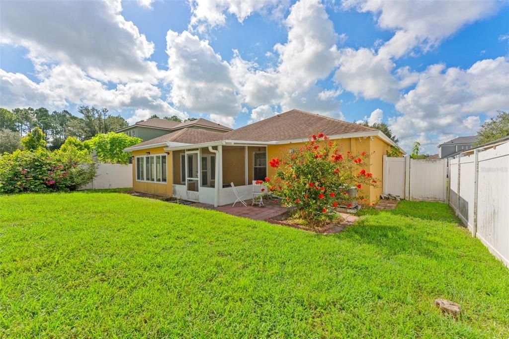 For Sale: $390,000 (4 beds, 2 baths, 1956 Square Feet)