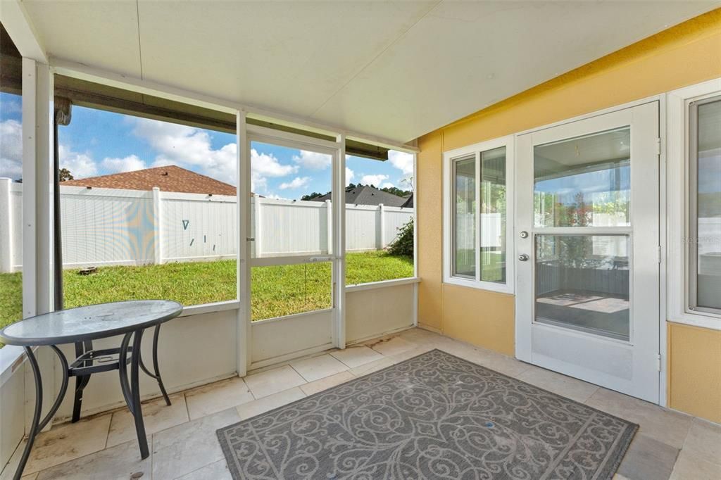 For Sale: $390,000 (4 beds, 2 baths, 1956 Square Feet)