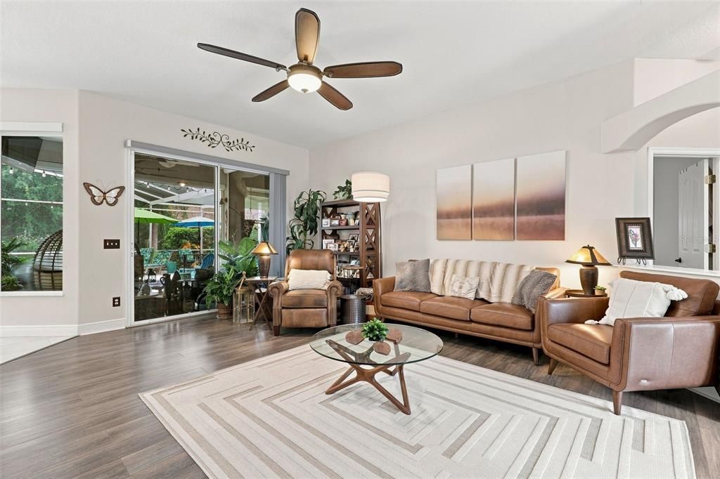 For Sale: $499,000 (3 beds, 2 baths, 1982 Square Feet)