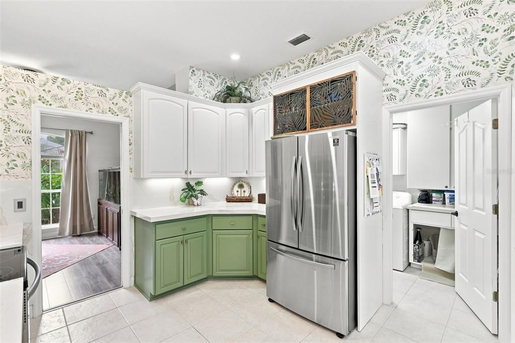 For Sale: $499,000 (3 beds, 2 baths, 1982 Square Feet)