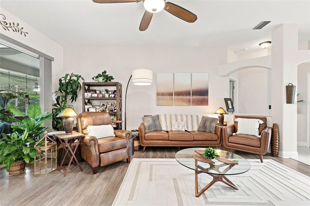 For Sale: $499,000 (3 beds, 2 baths, 1982 Square Feet)