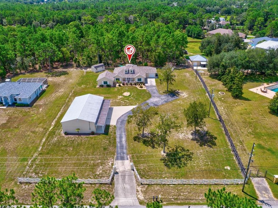 En Venta: $645,000 (3 camas, 3 baños, 2450 Pies cuadrados)