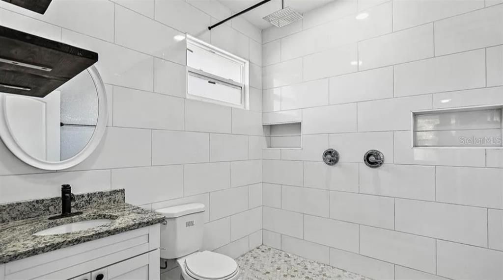 For Rent: $2,995 (1 beds, 1 baths, 432 Square Feet)