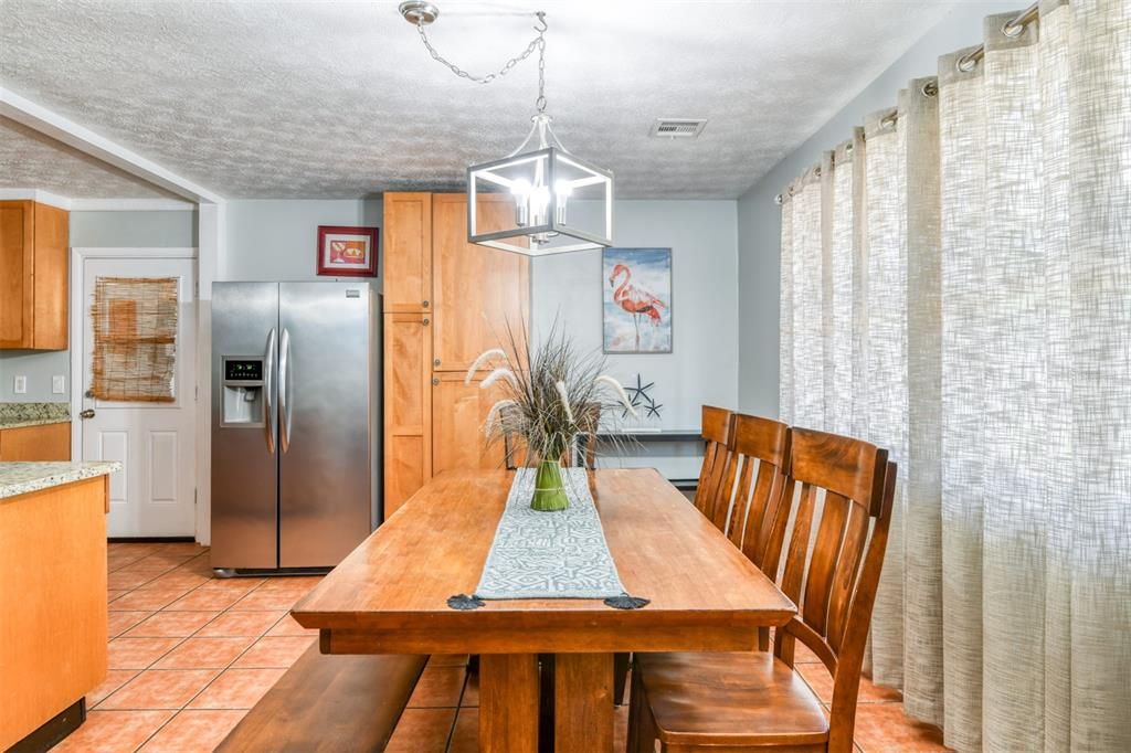 En Venta: $609,000 (3 camas, 2 baños, 1779 Pies cuadrados)