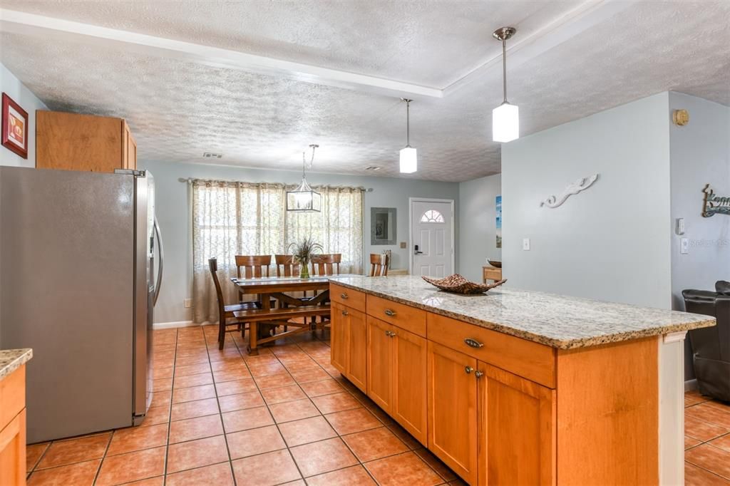 En Venta: $609,000 (3 camas, 2 baños, 1779 Pies cuadrados)