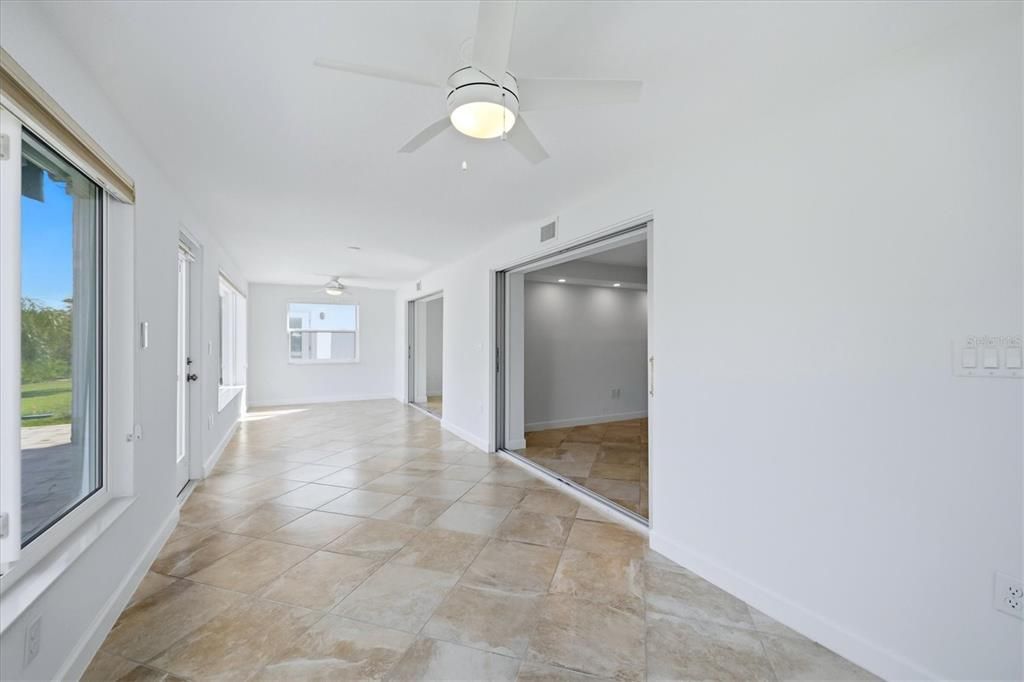 For Rent: $2,600 (2 beds, 2 baths, 1423 Square Feet)