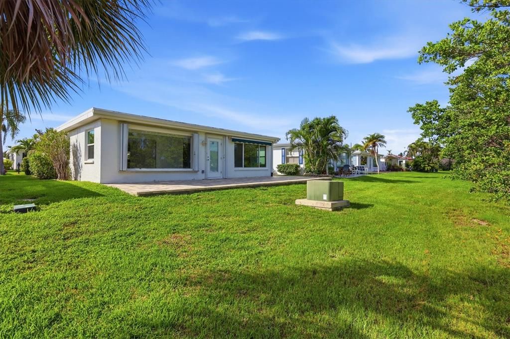 For Rent: $2,600 (2 beds, 2 baths, 1423 Square Feet)