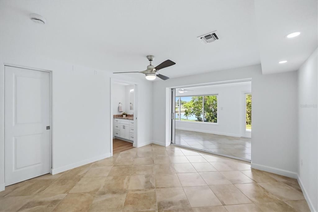 For Rent: $2,600 (2 beds, 2 baths, 1423 Square Feet)