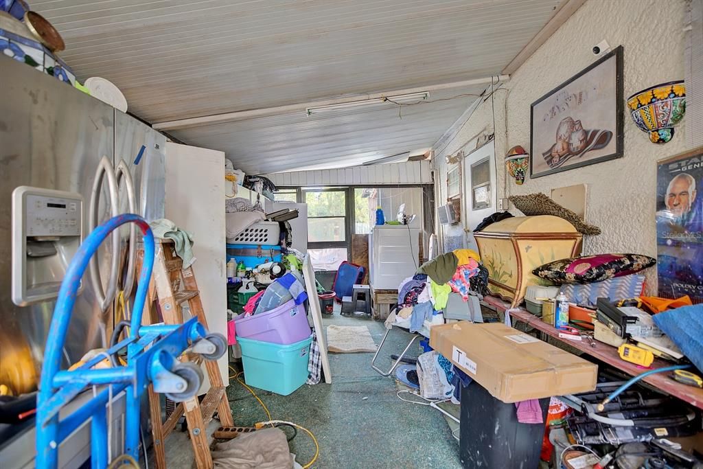 На продажу: $265,000 (8 спален, 5 ванн, 3970 Квадратных фут)