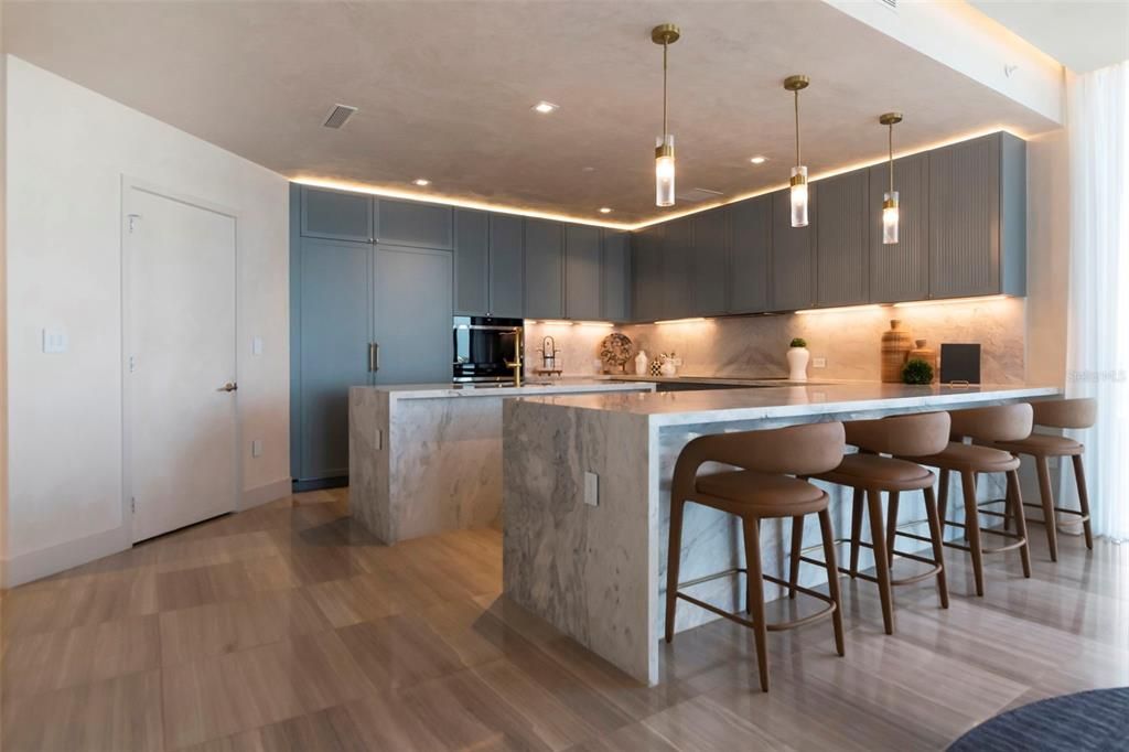 For Sale: $3,200,000 (3 beds, 3 baths, 2937 Square Feet)