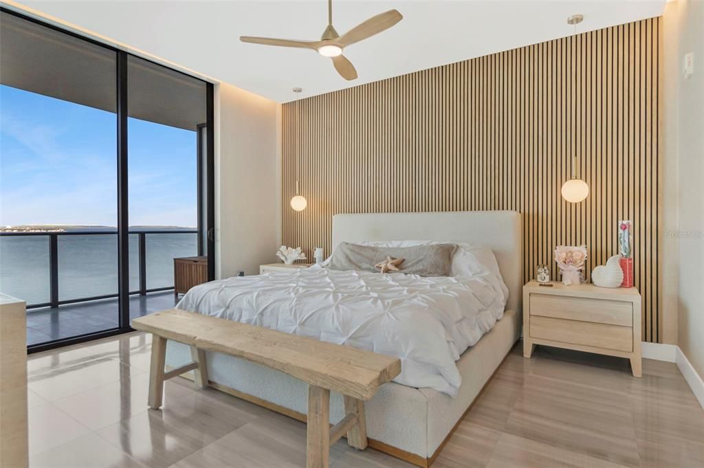 For Sale: $3,200,000 (3 beds, 3 baths, 2937 Square Feet)