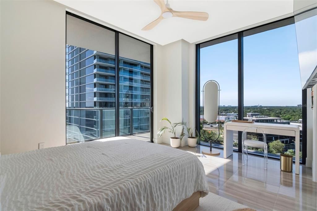 For Sale: $3,200,000 (3 beds, 3 baths, 2937 Square Feet)